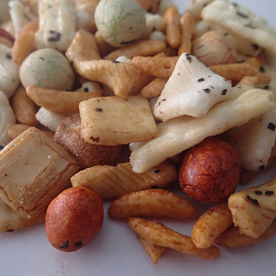 Beli Kerupuk Beras Panggang Jepang Campur Kerupuk Beras Dengan Kacang Dilapisi online manufacture