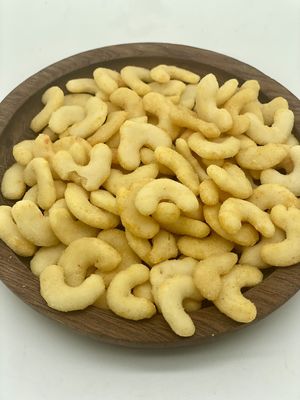 Beli Pembeli OEM menyukai makanan ringan nasi renyah yang lezat yang terbuat dari biji-bijian premium untuk makanan ringan yang sehat online manufacture