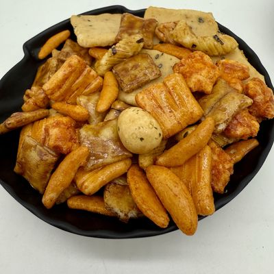 Beli 7.5KG Bulk Fried Rice Crackers Tekstur Renyah OEM ODM Diproduksi online manufacture